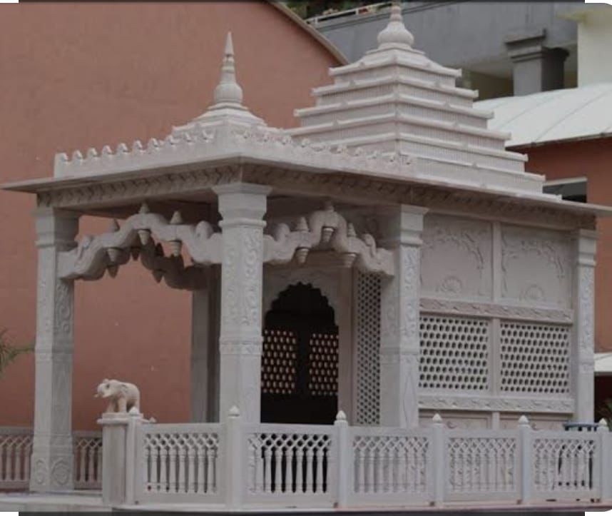 Murti Carving